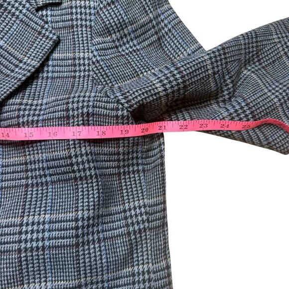 90s Vintage Oversized Gray and Blue Wool blend Plaid Blazer Sag Harbor Size 12 - Picture 6 of 7